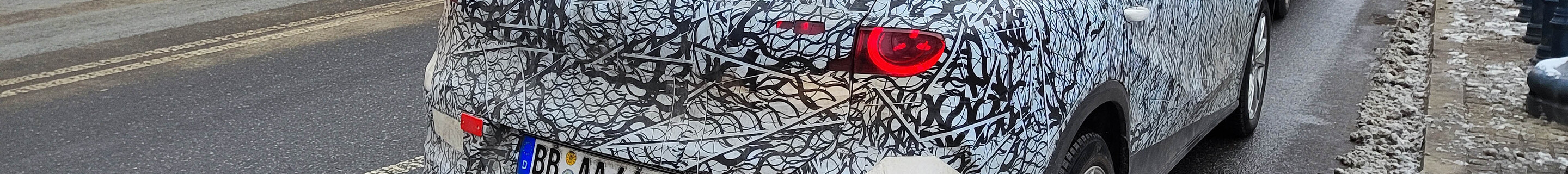 Mercedes-Benz EQC SUV 2025