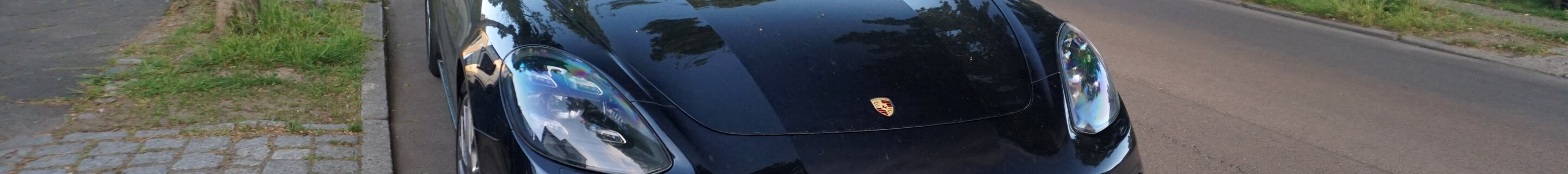 Porsche 971 Panamera GTS MkI