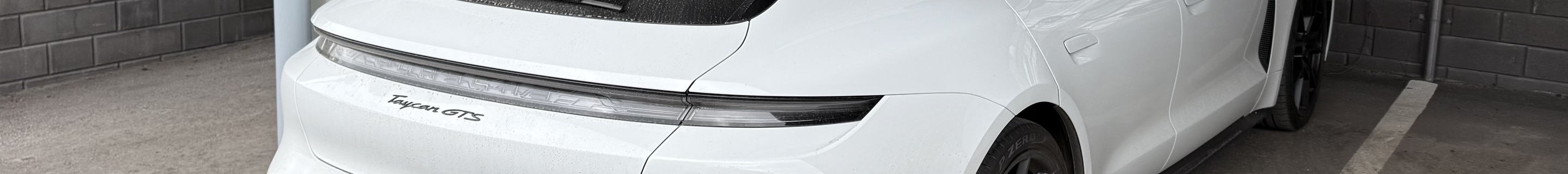 Porsche Taycan GTS Sport Turismo
