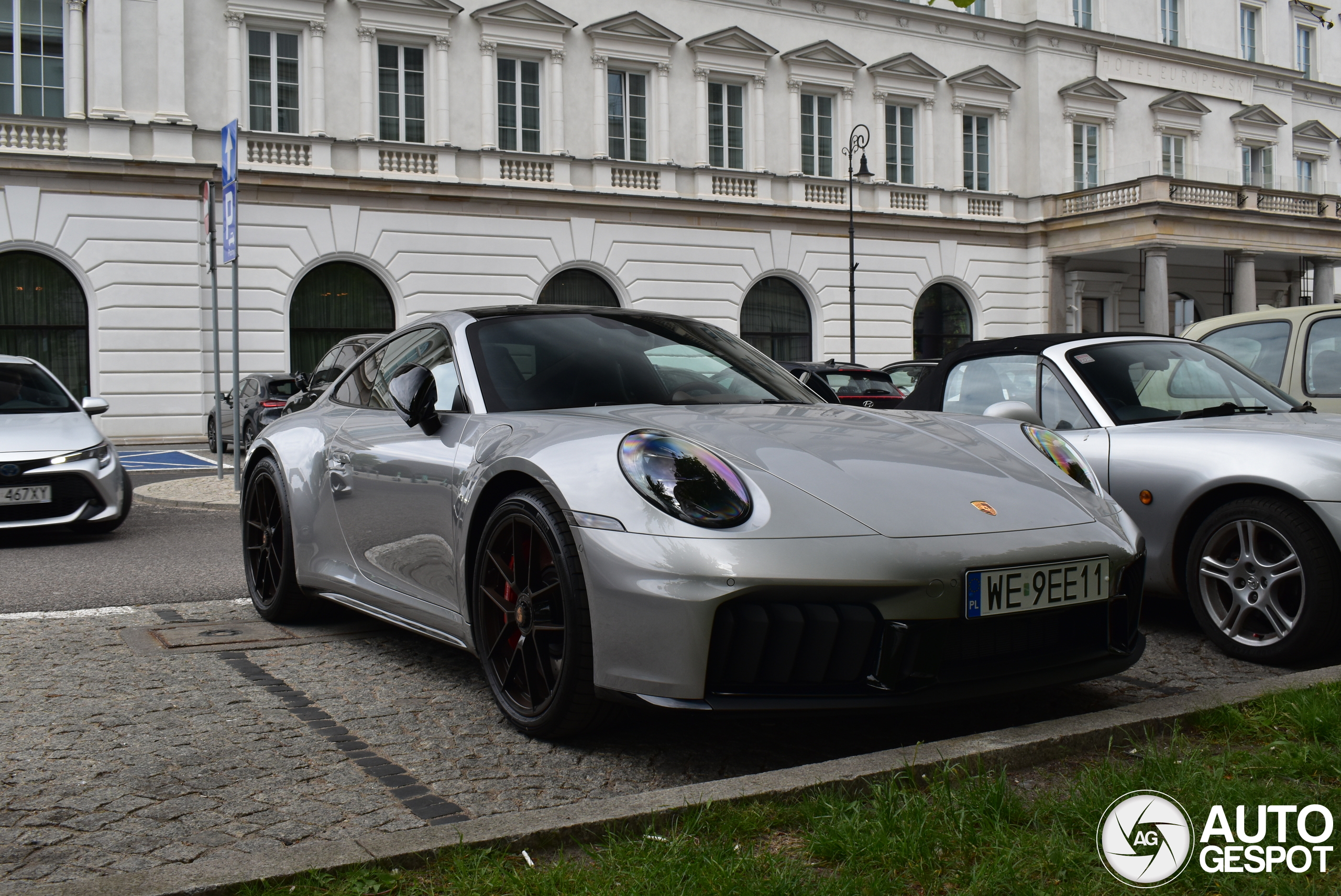 Porsche 992 Carrera 4 GTS MkII