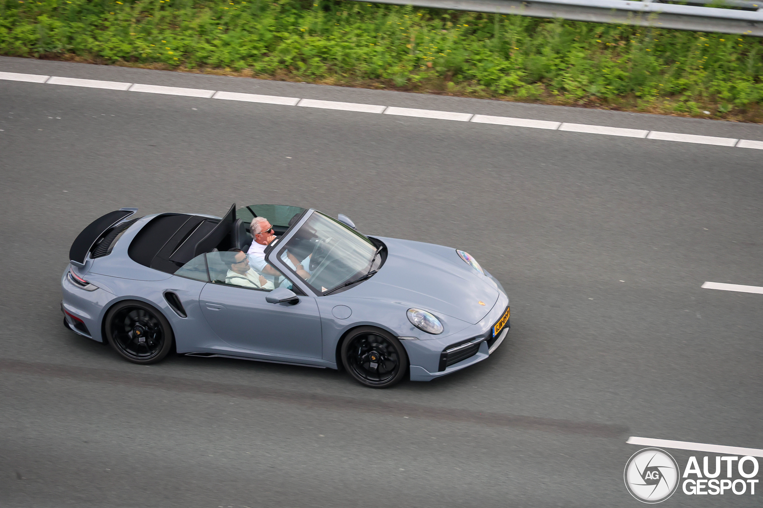 かほページ Porsche 992 Turbo S Cabriolet MkI - 09 May 2025 - Autogespot
