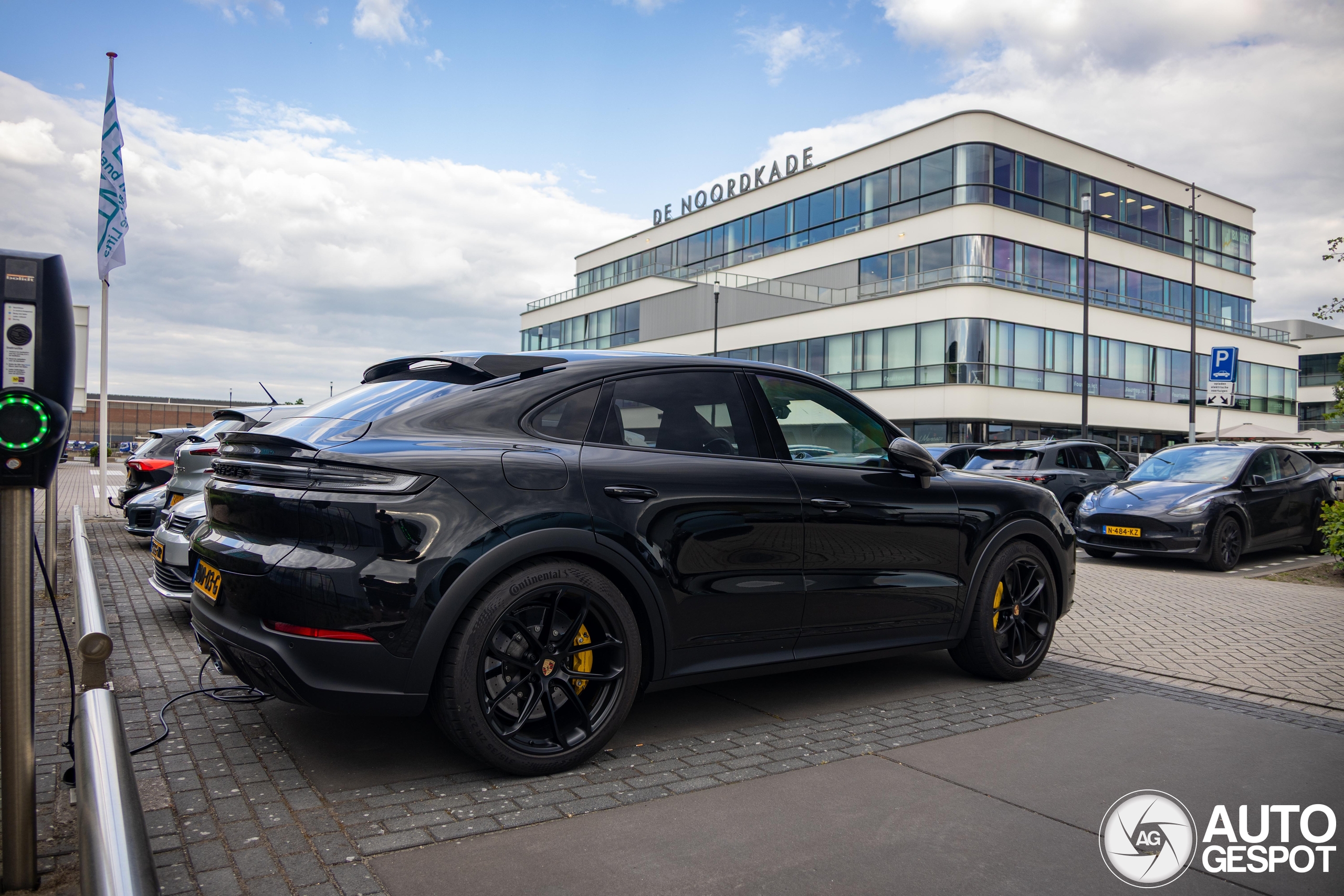 Porsche Cayenne Coupé Turbo E-Hybrid