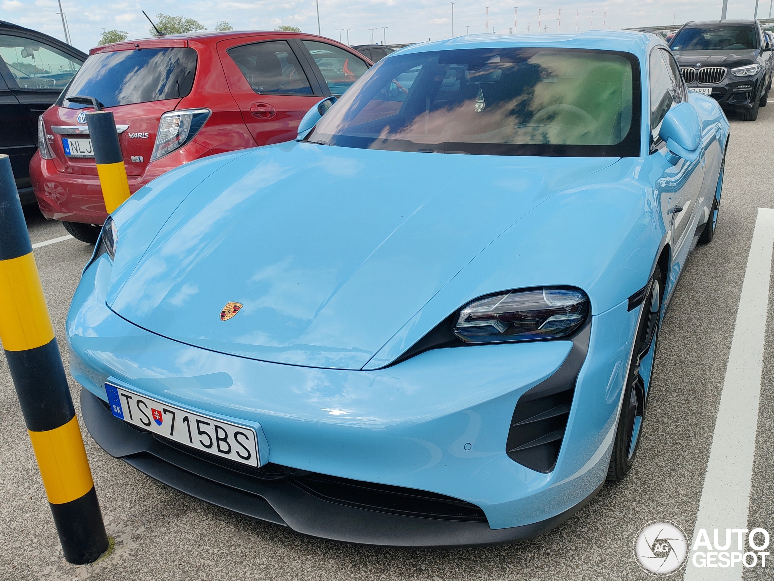 Porsche Taycan GTS Sport Turismo