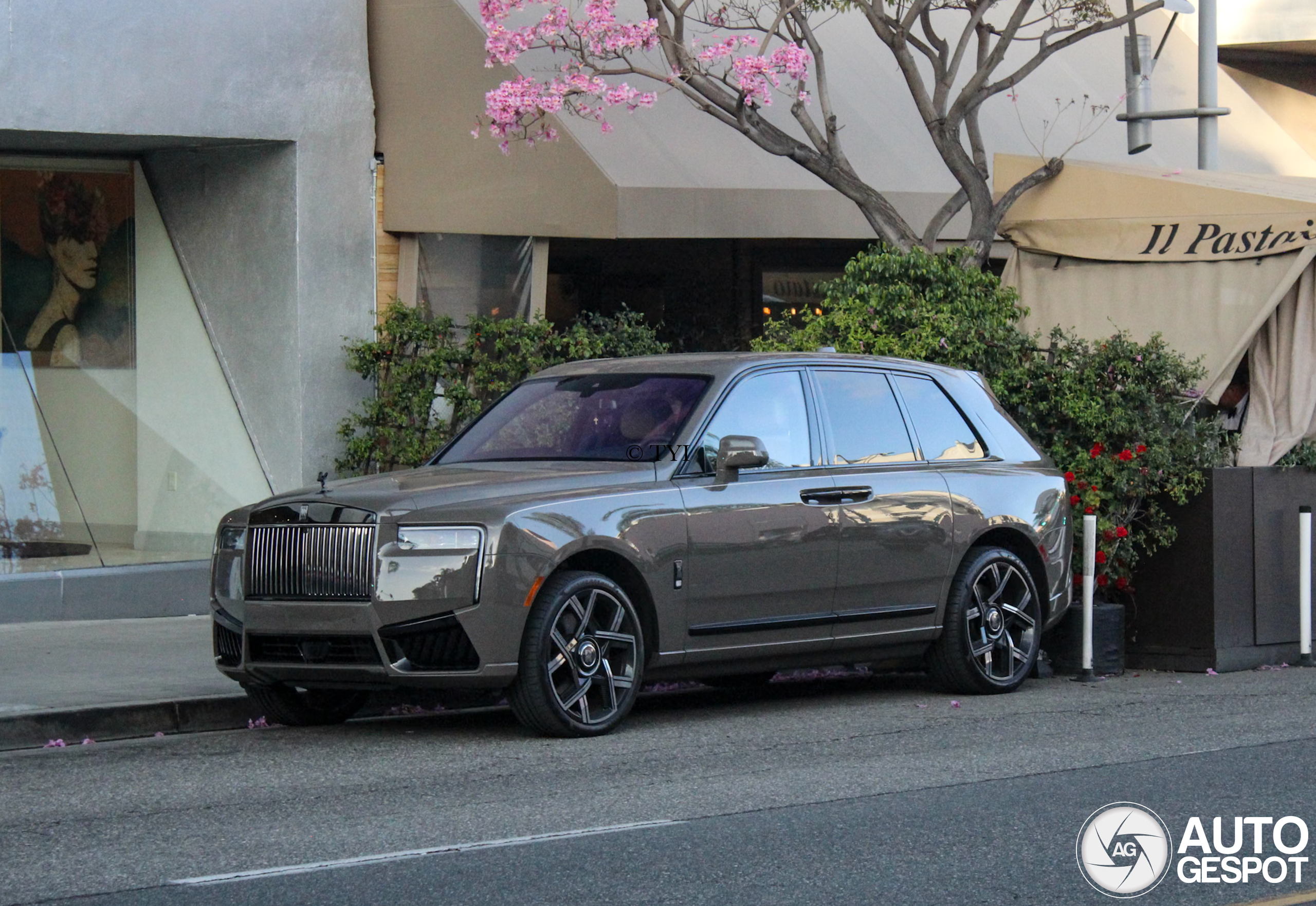 Rolls-Royce Cullinan Series II Black Badge