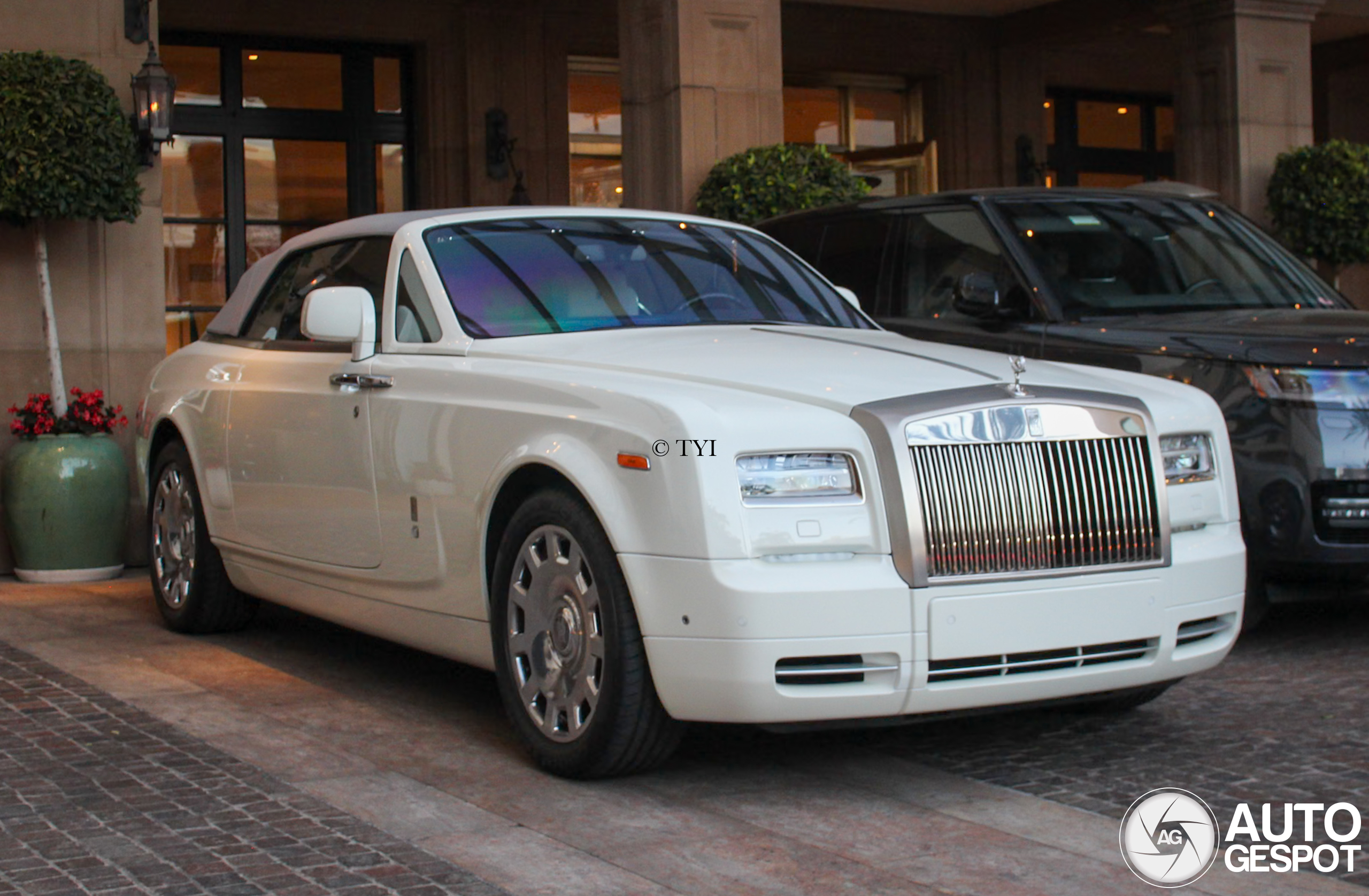 Rolls-Royce Phantom Drophead Coupé Series II