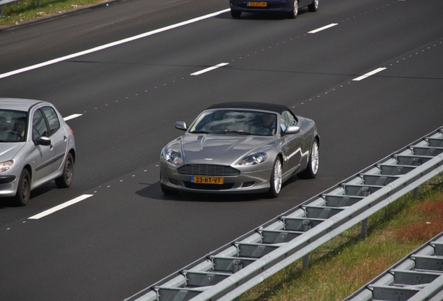 Aston Martin DB9 Volante