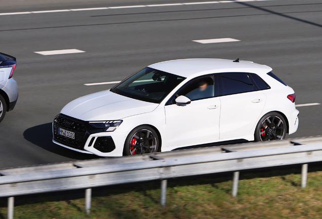 Audi RS3 Sportback 8Y