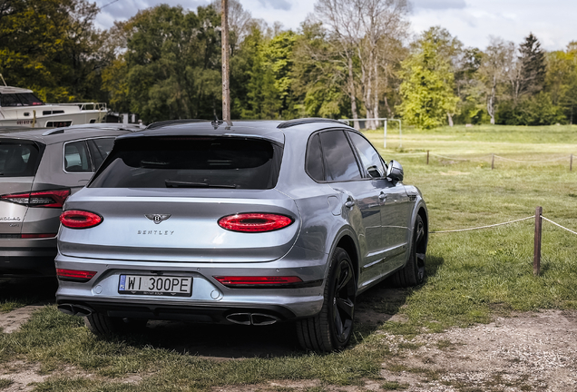 Bentley Bentayga Azure