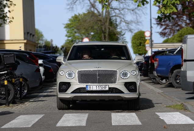 Bentley Bentayga V8 2021