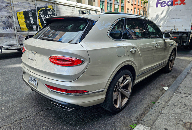 Bentley Bentayga V8 2021