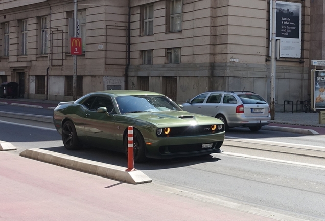 Dodge Challenger SRT Hellcat