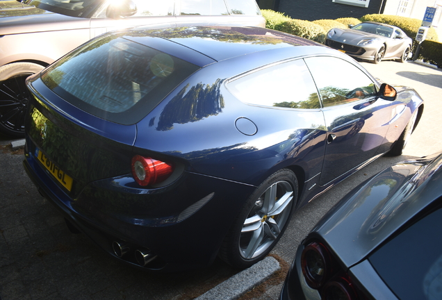 Ferrari FF