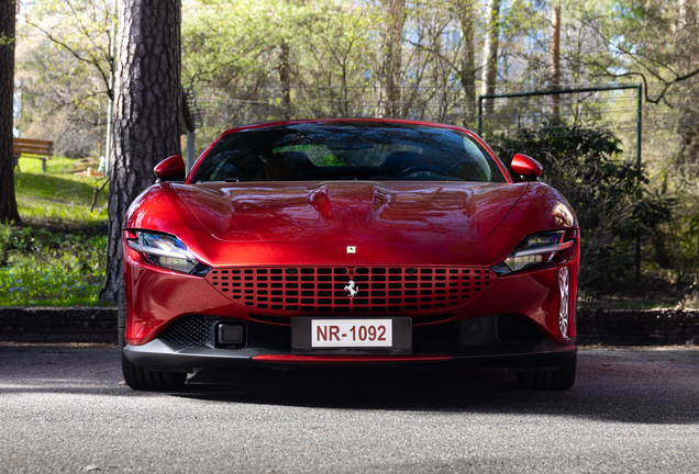 Ferrari Roma Spider