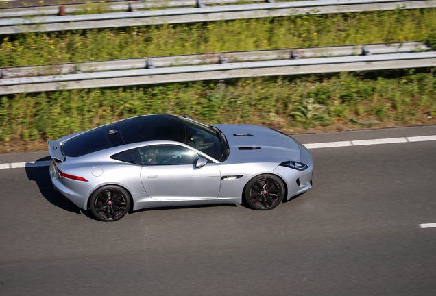Jaguar F-TYPE S Coupé