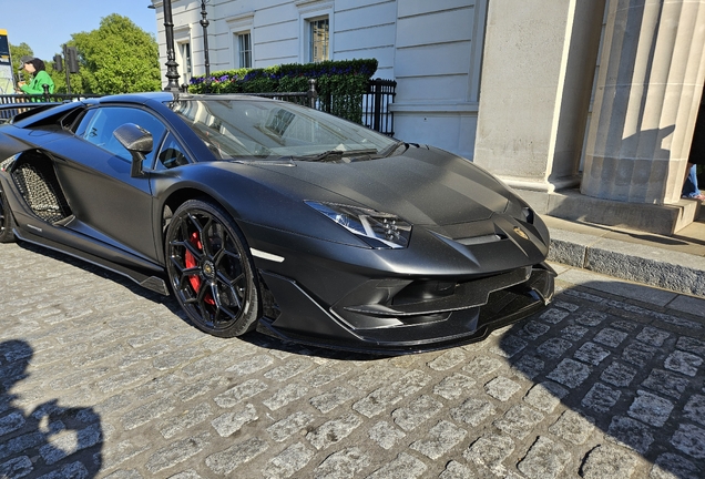 Lamborghini Aventador LP770-4 SVJ Roadster