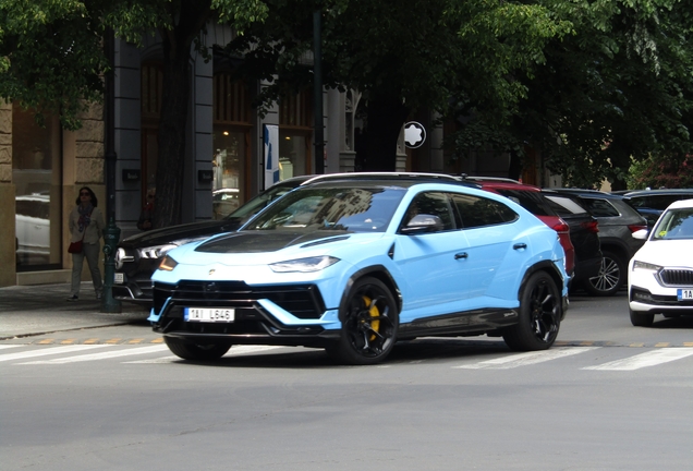 Lamborghini Urus Performante