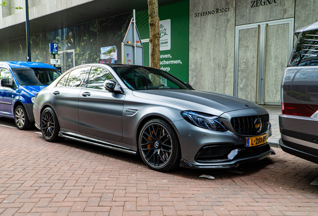 Mercedes-AMG C 63 S W205