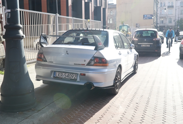Mitsubishi Lancer Evolution VIII MR FQ-340