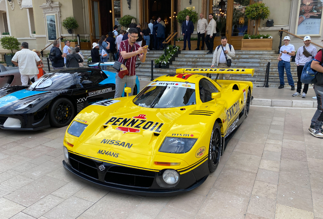 Nissan R390 GT1 1998