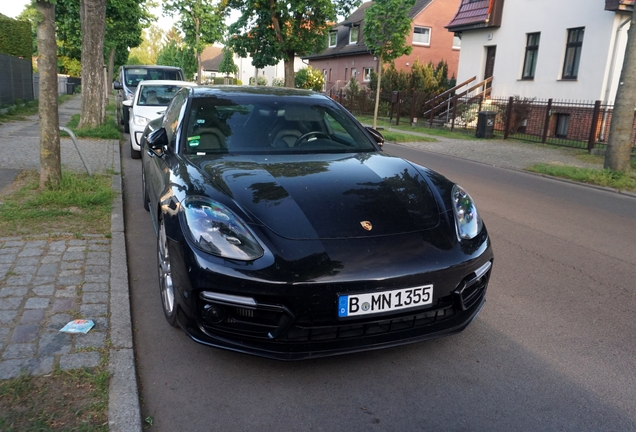 Porsche 971 Panamera GTS MkI