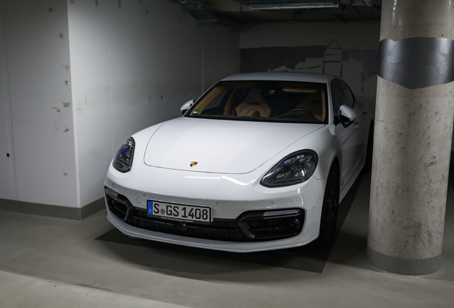 Porsche 971 Panamera GTS MkII
