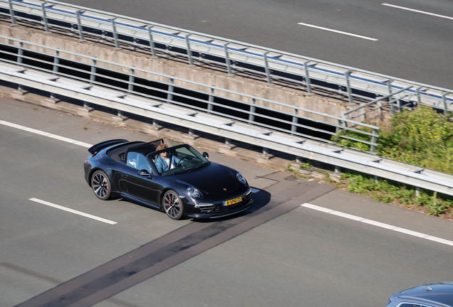 Porsche 991 Carrera 4S Cabriolet MkI