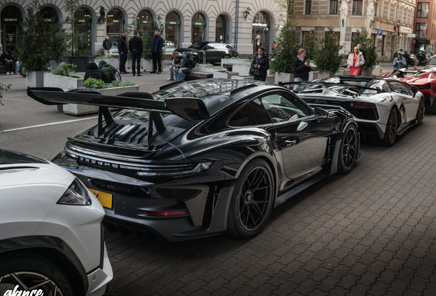 Porsche 992 GT3 RS Weissach Package