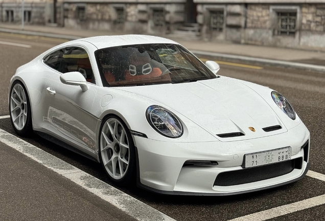 Porsche 992 S/T