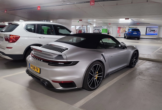 Porsche 992 Turbo S Cabriolet