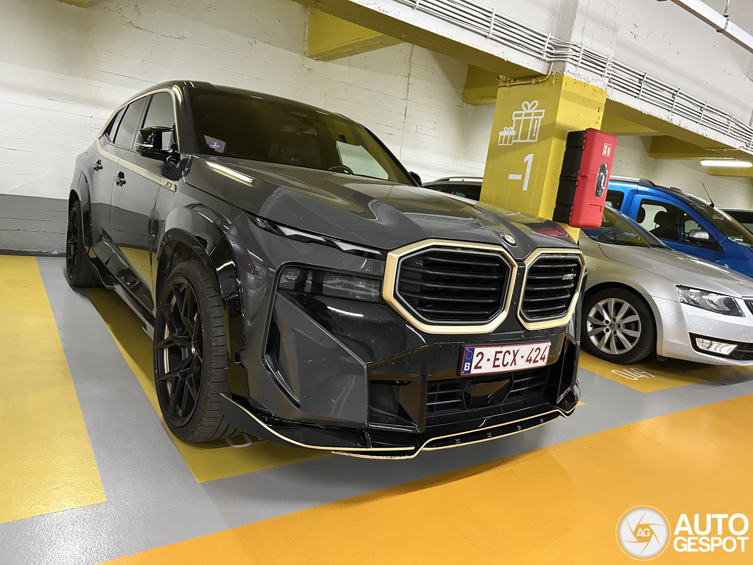 BMW XM G09 Renegade Design