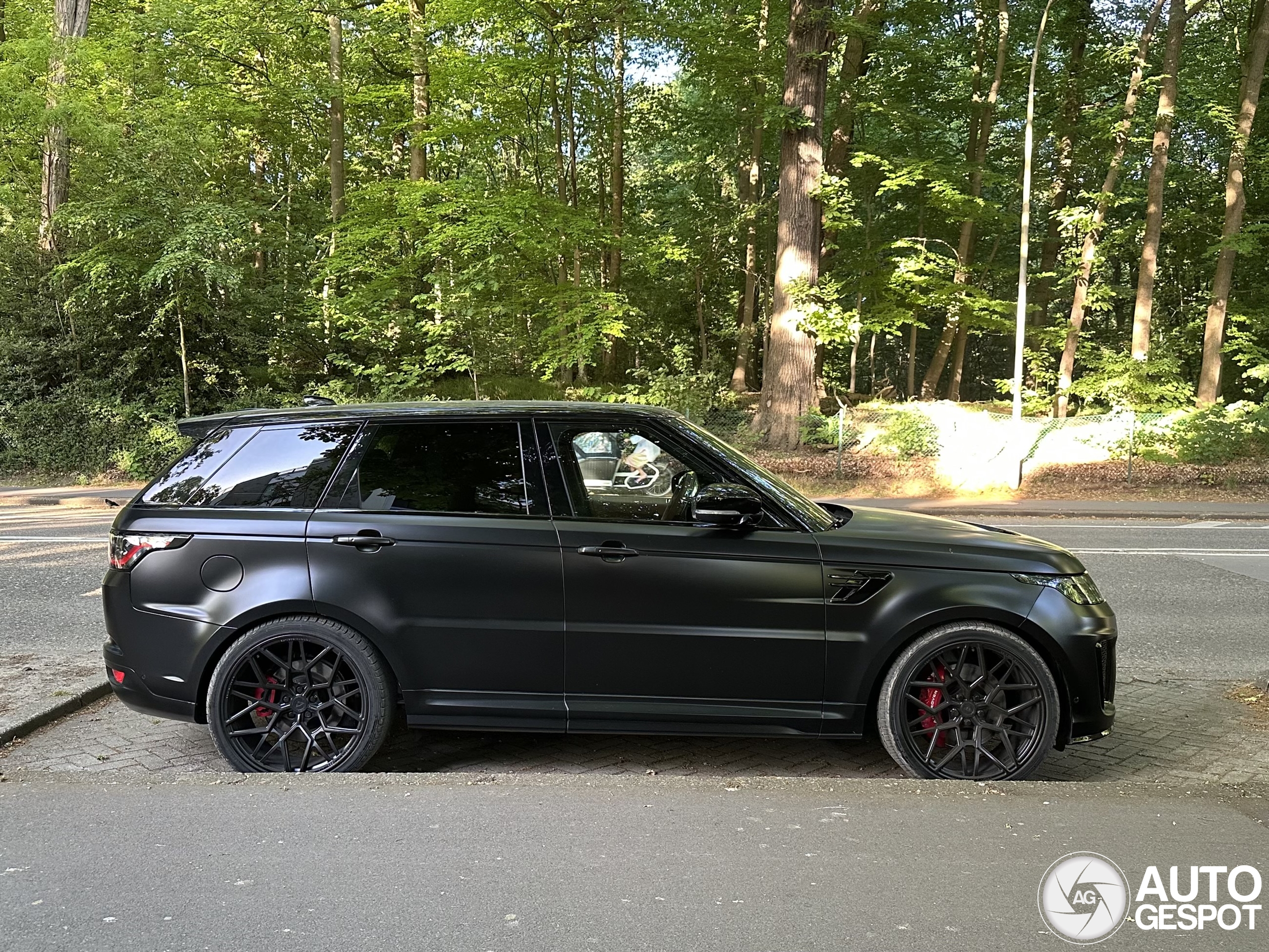 Land Rover Range Rover Sport SVR 2018