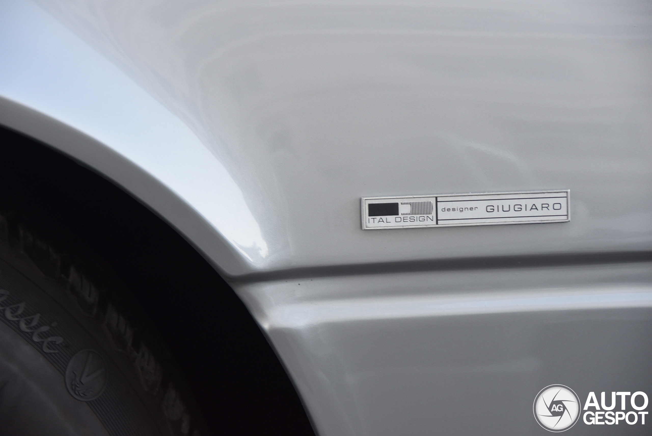 Zeldzame Maserati Merak 2000 GT duikt op in Monaco!