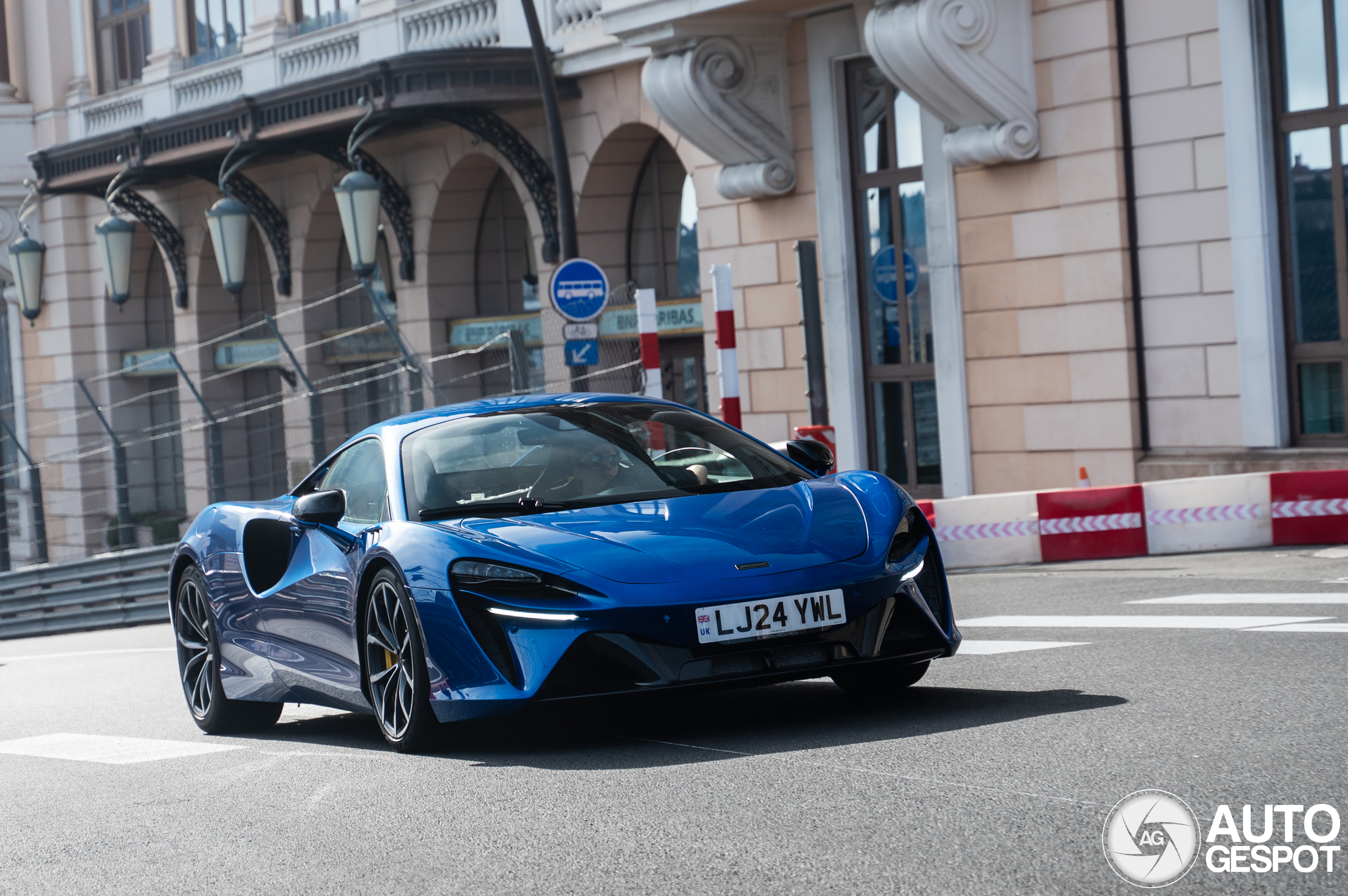 McLaren Artura