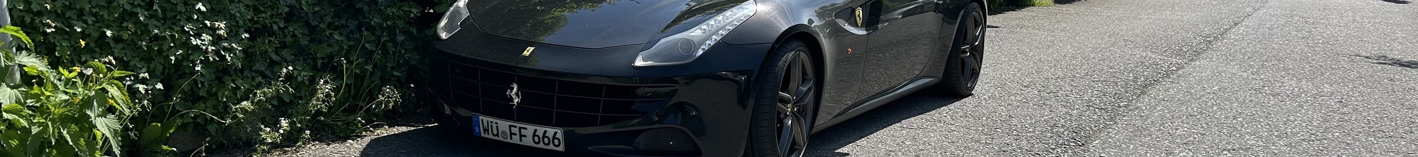 Ferrari FF