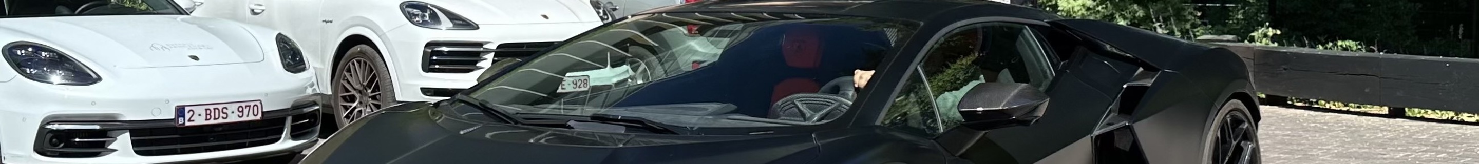 Lamborghini Revuelto