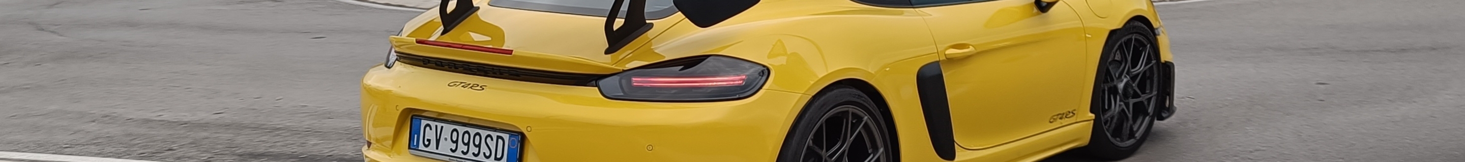 Porsche 718 Cayman GT4 RS