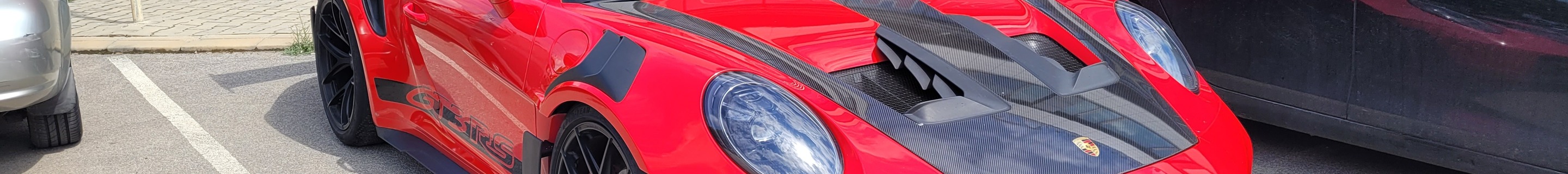 Porsche 992 GT3 RS Weissach Package