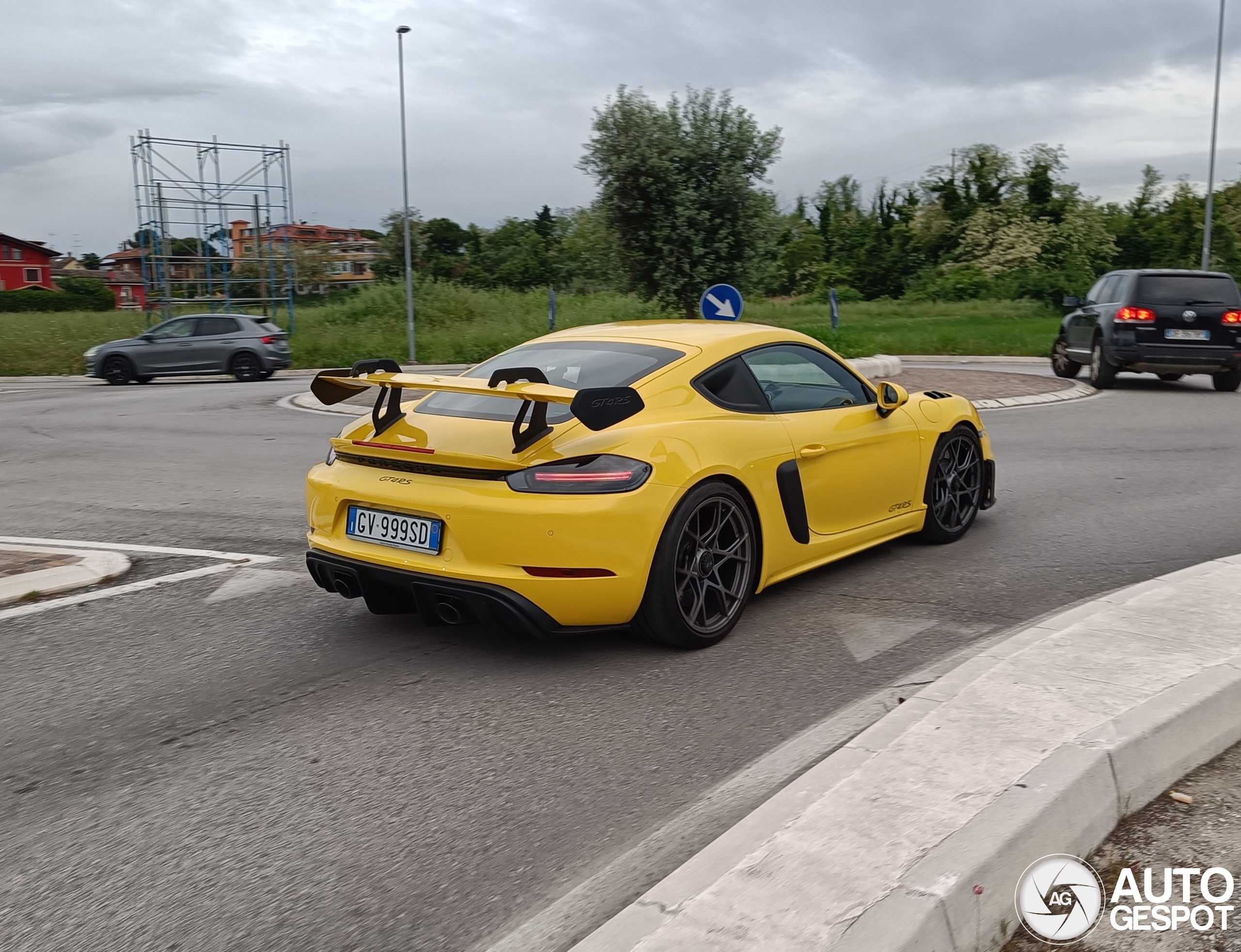 Porsche 718 Cayman GT4 RS