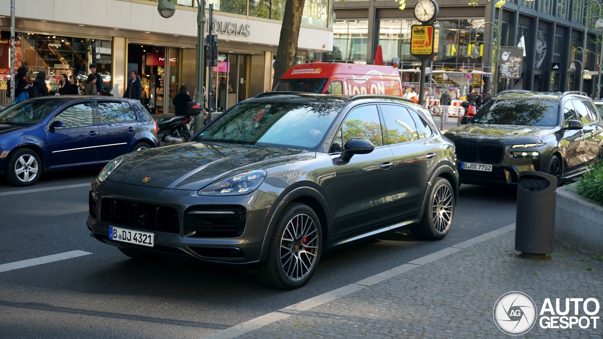 Porsche 9YA Cayenne GTS