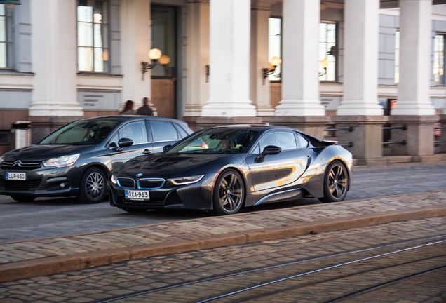 BMW i8