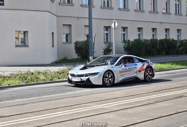 BMW i8