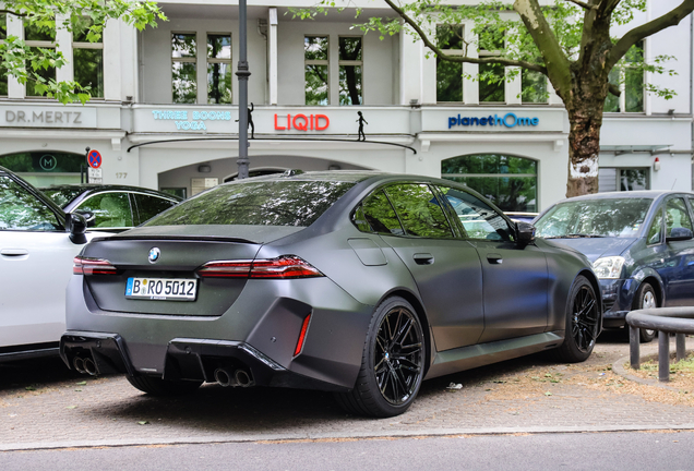 BMW M5 G90