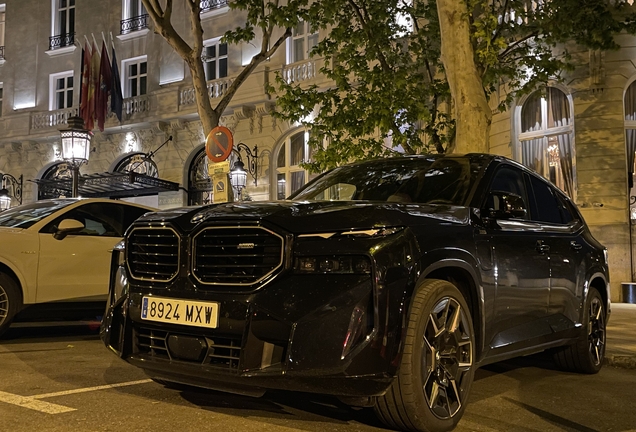 BMW XM G09