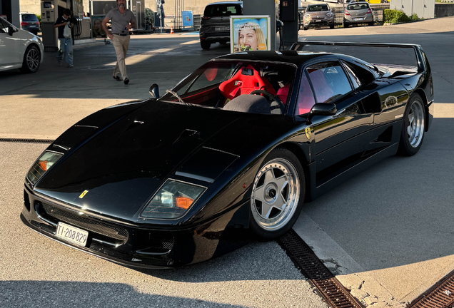 Ferrari F40