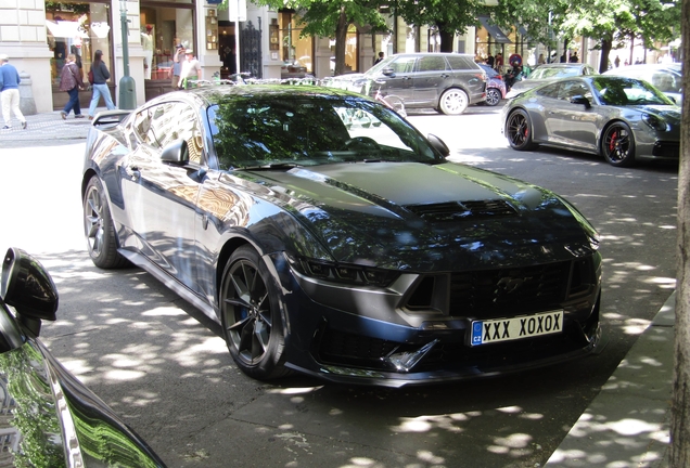 Ford Mustang Dark Horse 2024