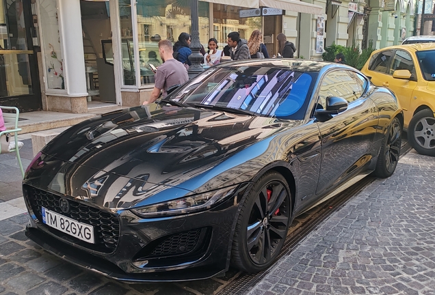 Jaguar F-TYPE P450 Coupé 2020