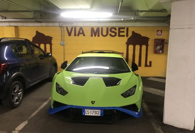 Lamborghini Huracán LP640-2 STO