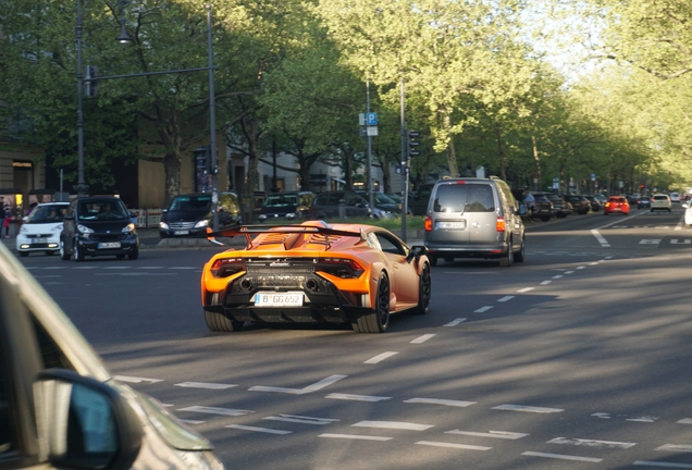 Lamborghini Huracán LP640-2 STO