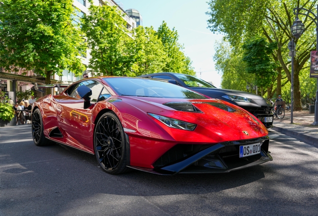 Lamborghini Huracán LP640-2 STO