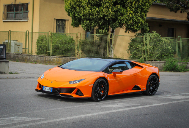 Lamborghini Huracán LP640-4 EVO